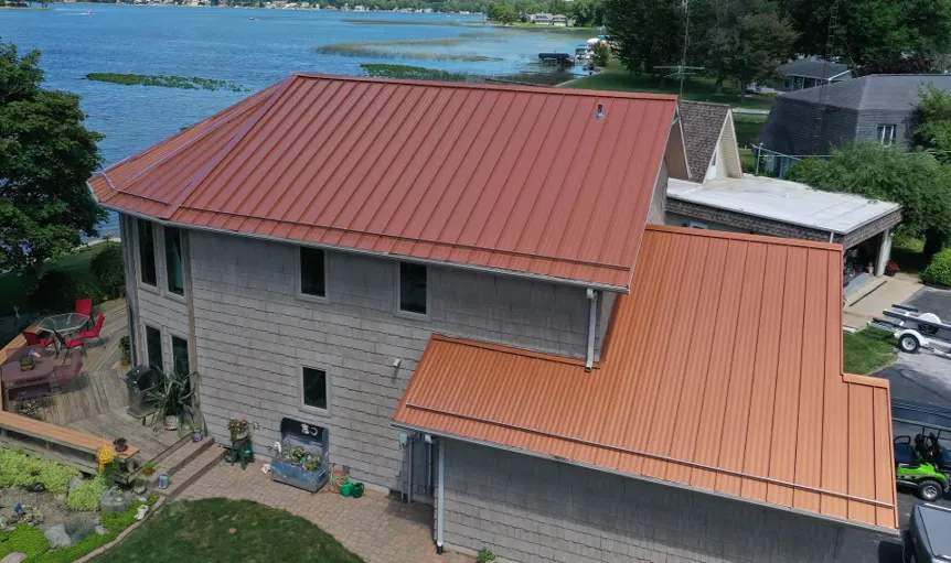 Commercial roof inspection documented in Flora
