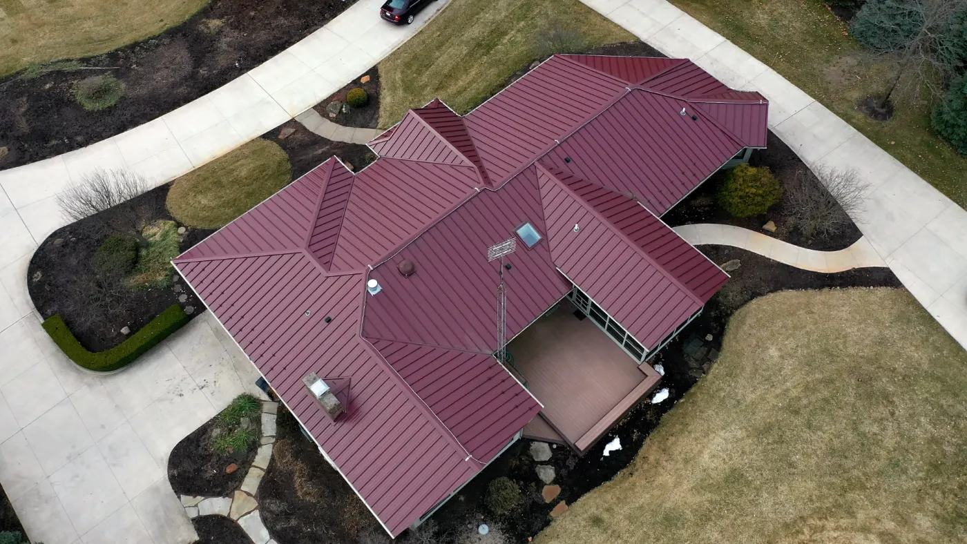 Manufacturer-certified roof installation in Flora